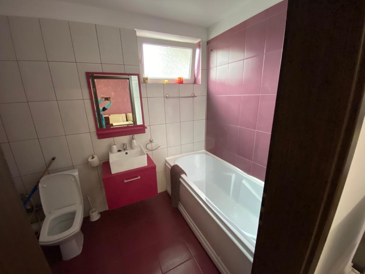 Sofia Apartments 플로레스티 외부 사진